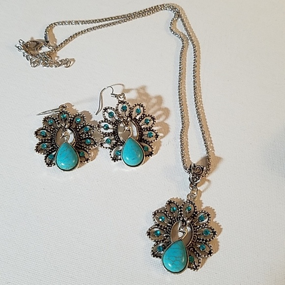 Felt's Fun Finds Jewelry - RhinestoneTurquoise Faux Silver Set of 3 Peacock
